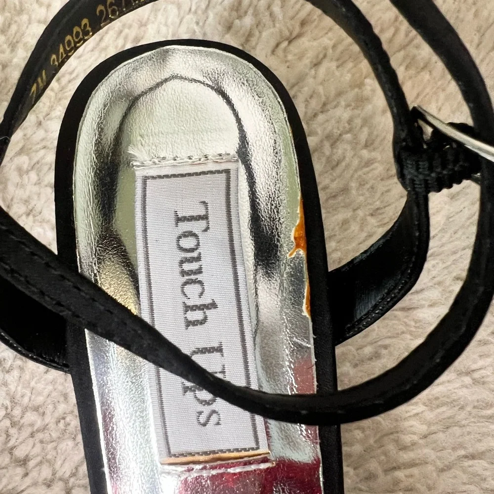 NEVER WORN Dakota Touch Ups NIB 7 black rhinestone - Picture 3 of 6